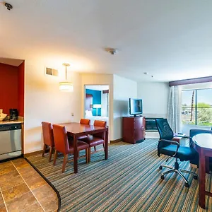 metro-phx-upstairs-2bd-sleeps-6-heated-pool-no-pets-allowed.hotelsofphoenix.com/